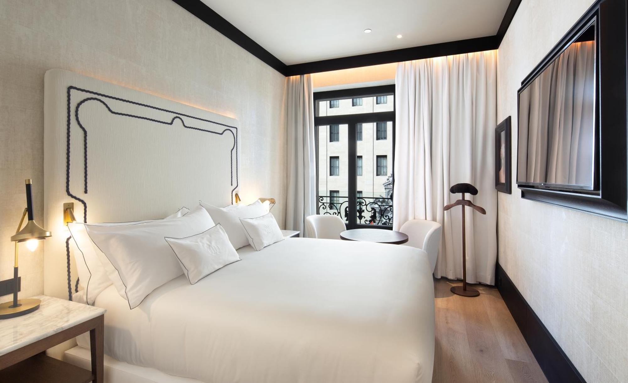 Hotel Montera Madrid, Curio Collection By Hilton Экстерьер фото