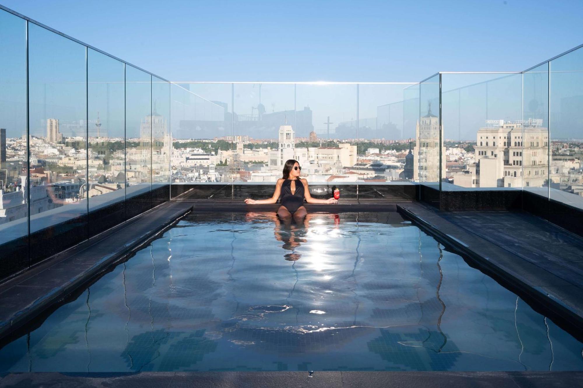 Hotel Montera Madrid, Curio Collection By Hilton Экстерьер фото