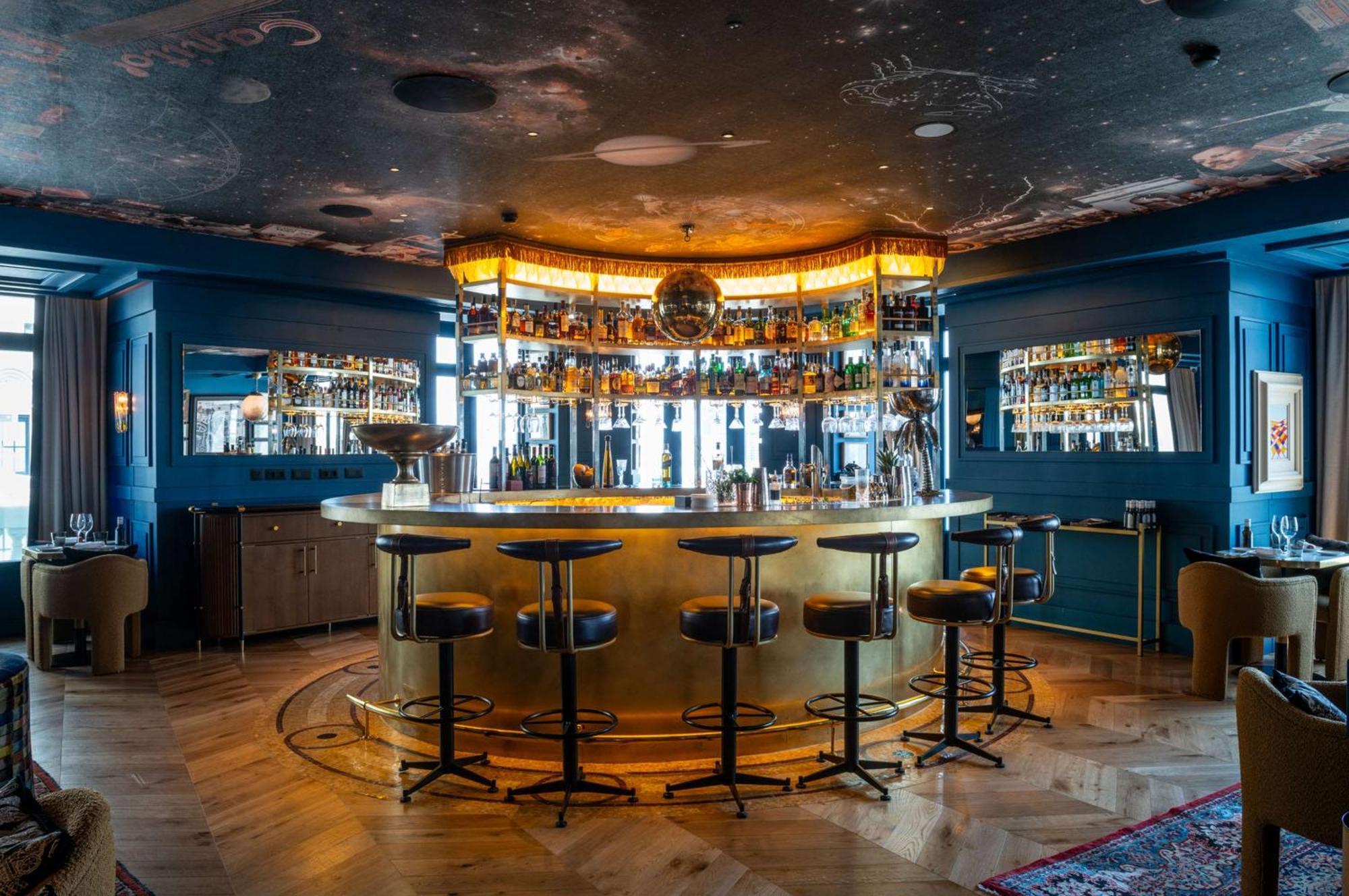 Hotel Montera Madrid, Curio Collection By Hilton Экстерьер фото