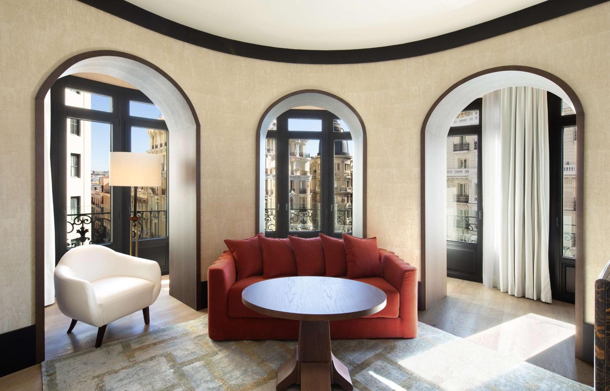 Hotel Montera Madrid, Curio Collection By Hilton Экстерьер фото