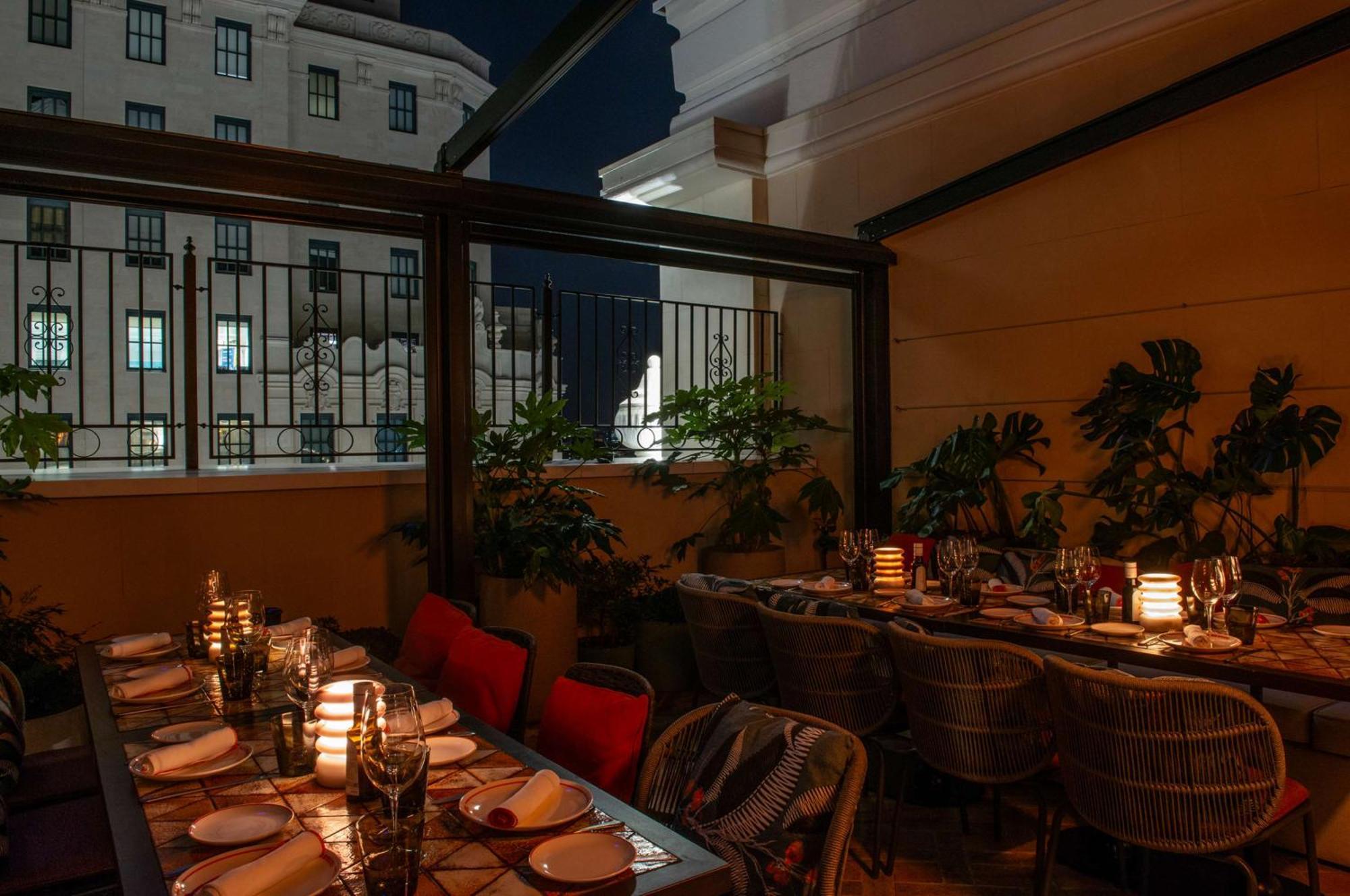 Hotel Montera Madrid, Curio Collection By Hilton Экстерьер фото